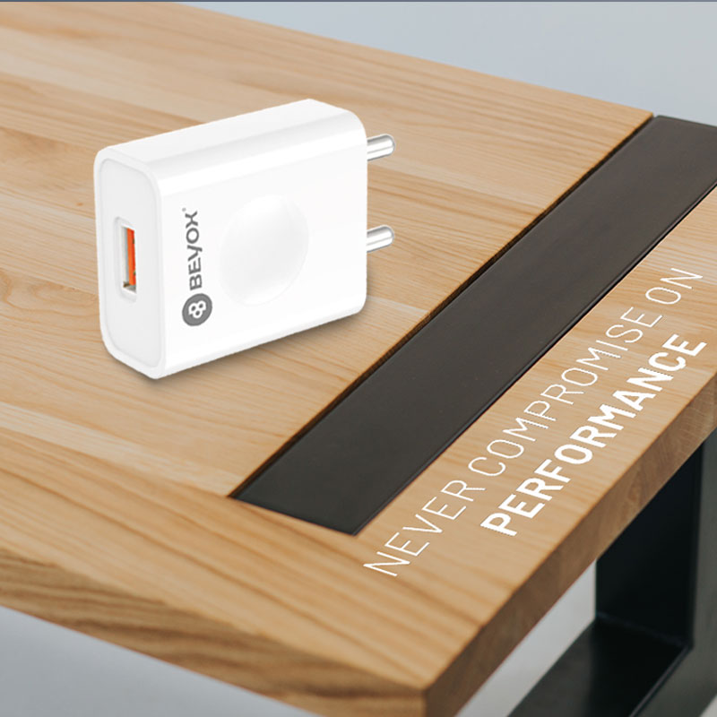 Beyox 2.4A Smart USB Charger